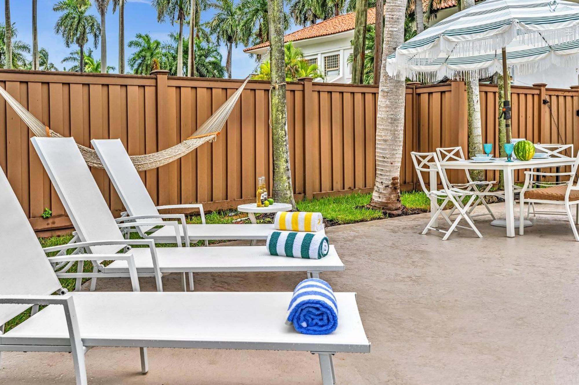 Tropical Oasis With Pool 10 Mins Airport & 5 Mins Beach Hollywood Exterior photo